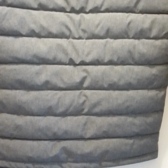 NWT DKNY Men's Light-Weight Quilted Stand Collar Puffer Jacket, Heather Grey